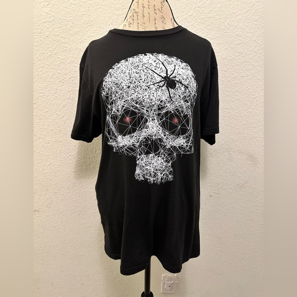 Black Graphic Skull T-Shirt UNISEX